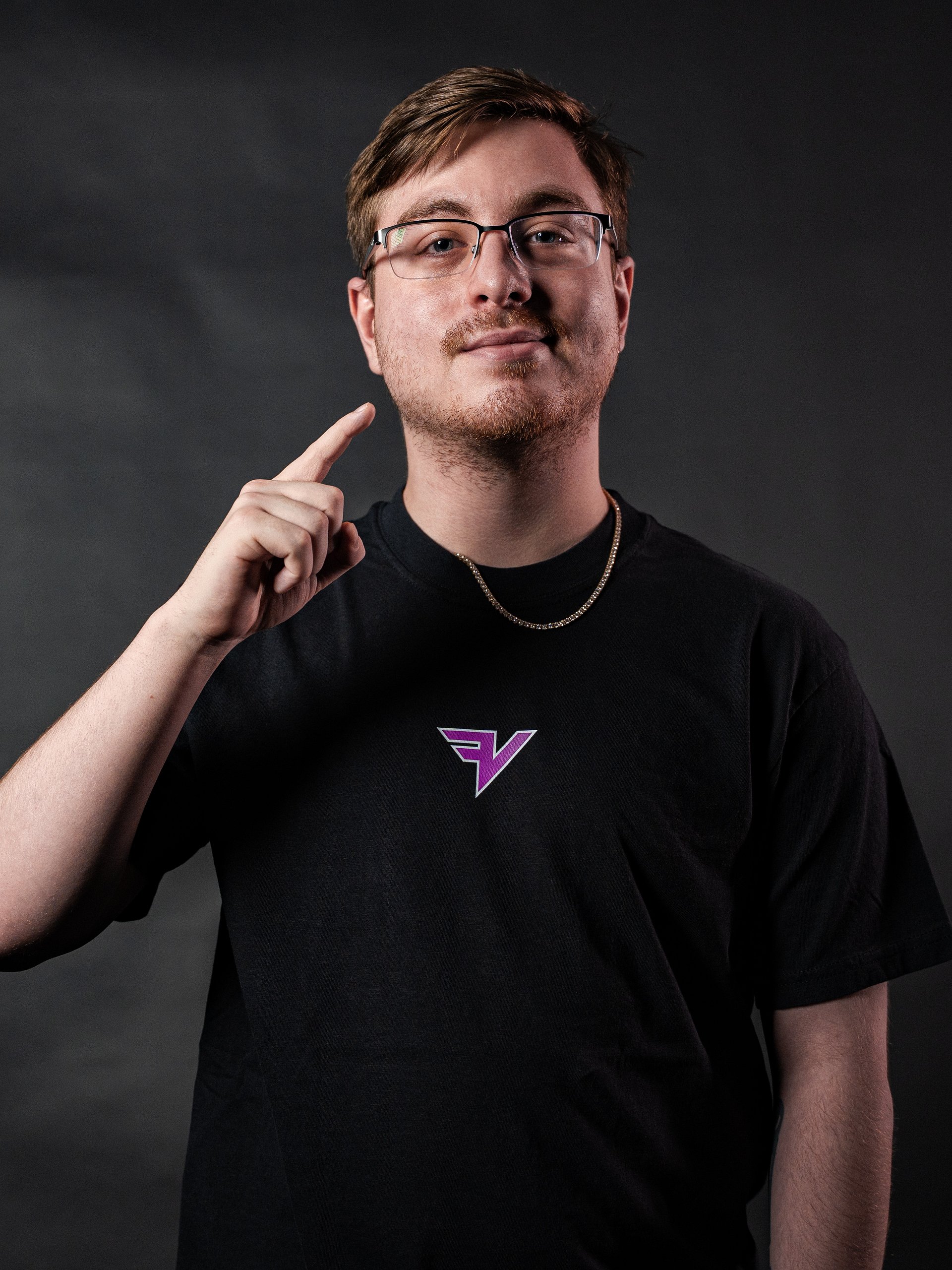 Pink FaZe Icon Tee - Black product image (2)