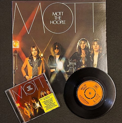 Mott The Hoople : Mott 1973 : Vinyl / CD
This is Mott The Hoople’s classic album. 
I was more of a Slade, T-Rex fan in the ea...