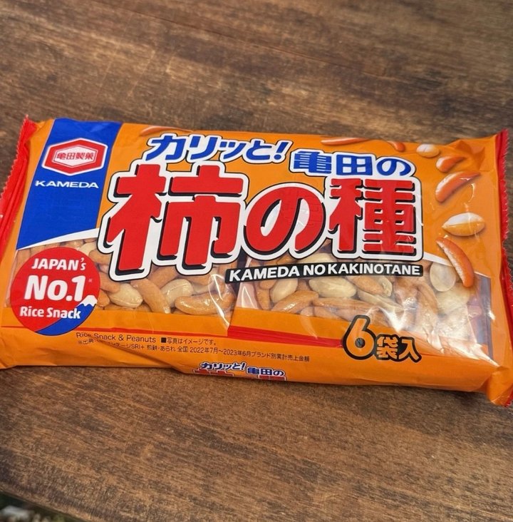 🎎 Kameda Kaki no Tane 6-Pack – Japanese Rice Crackers & Peanuts Snack product image (1)