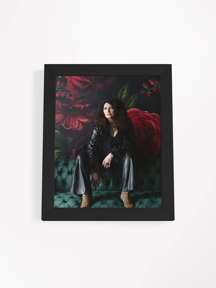 Sandy Hall portrait green coach product image (8)