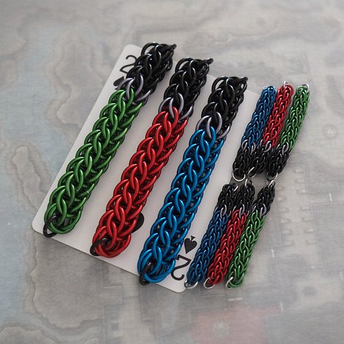 even bigger lightsabers have entered the chat!

coming soon

#chainmaille #lightsabers #nerdalert