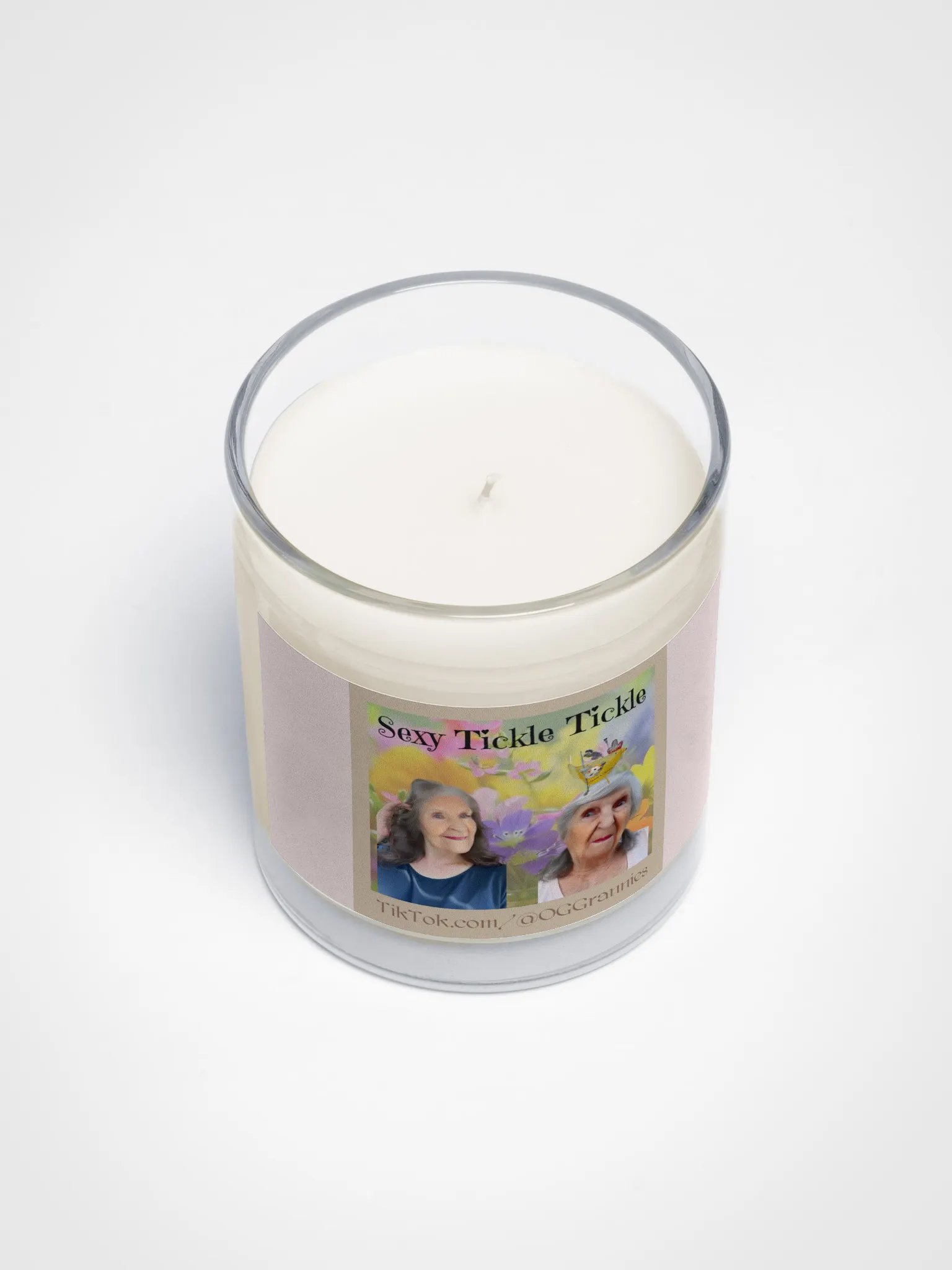 Bloom & Relax Soy Candle - Light Pink product image (3)