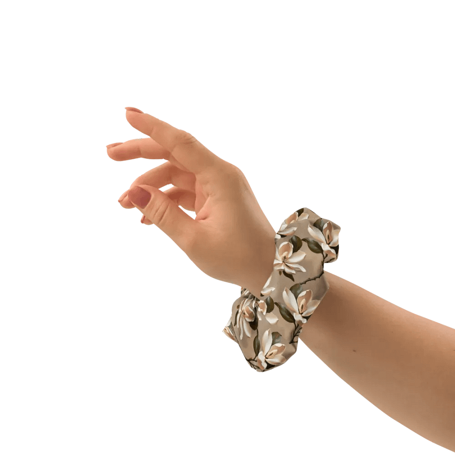 Hair Scrunchie - Magnolia Blossoms on Beige Background product image (8)
