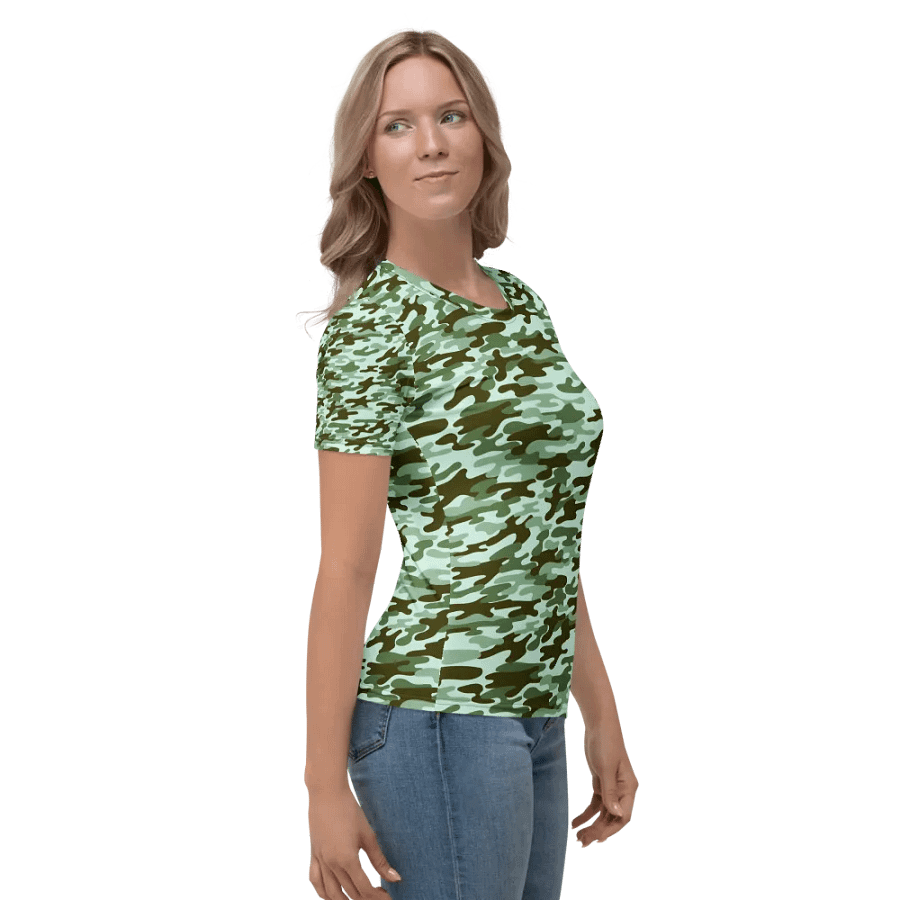 Wilderness Chic All-Over Print Tee product image (4)