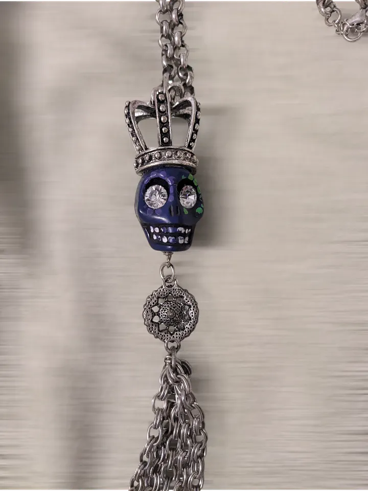 Rhinestones and Chains Crowned Skull Necklace product image (2)