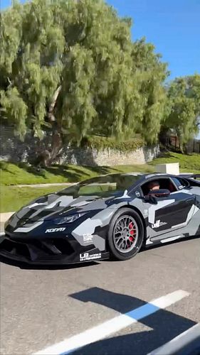 LibertyWalk Huracan! #libertywalk #huracan @sorenswift