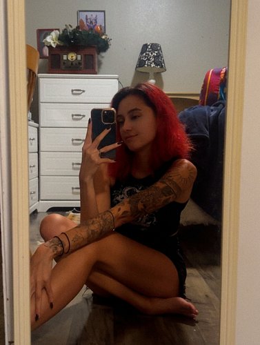Who remembers this room? 🫶🏽 this is my teen room I used to have before I moved away. If you remember this, you’re a reeaaal O...