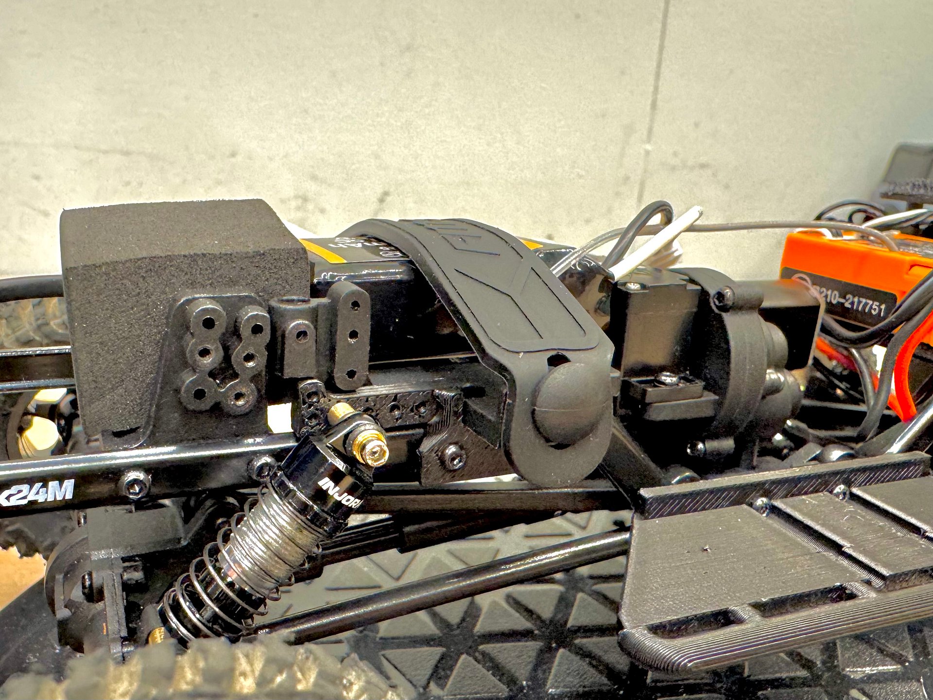 FMS Fcx24 Tacoma Shock Keys product image (5)