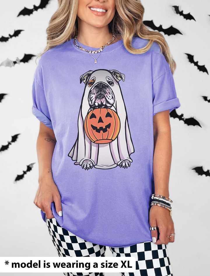 Funny Halloween English Bulldog(White) T-Shirt | Funny English Bulldog Wearing a Ghost Costume and Holding a Pumpkin Basket product image (24)