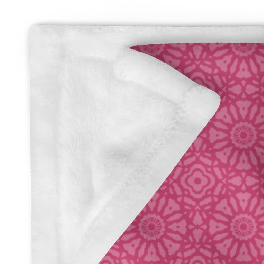 King's Crown Pink Blanket product image (12)