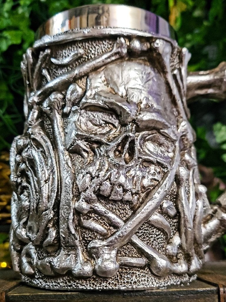 The Armored Kingdom Ironbone Silver Skull Brew Mug product image (4)