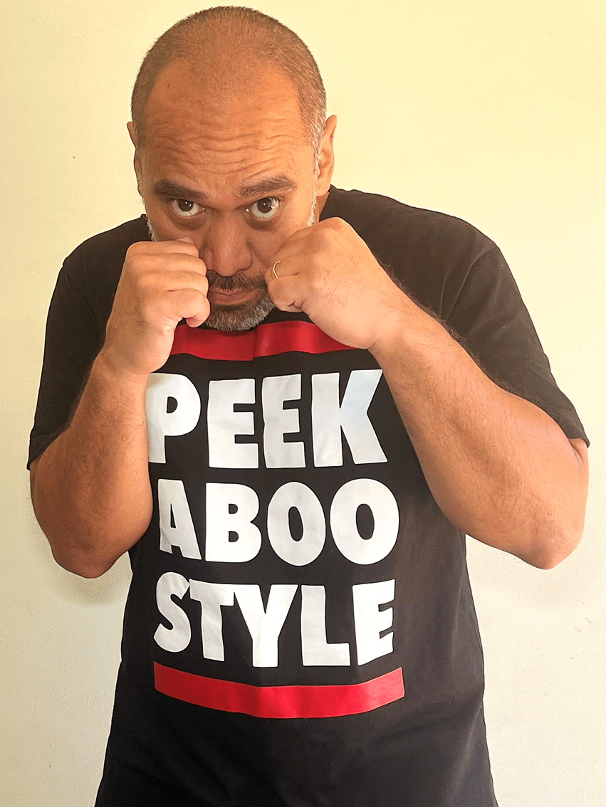 PEEKABOO STYLE bold tee product image (1)