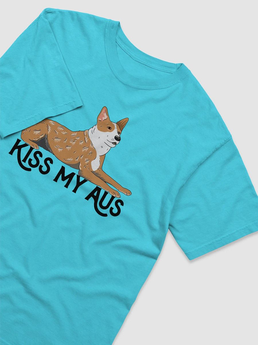 Kiss My Aus T-Shirt of an Australian Cattle Dog (2) | Funny T-Shirt for Red Heeler and Herding Dog Owners product image (6)