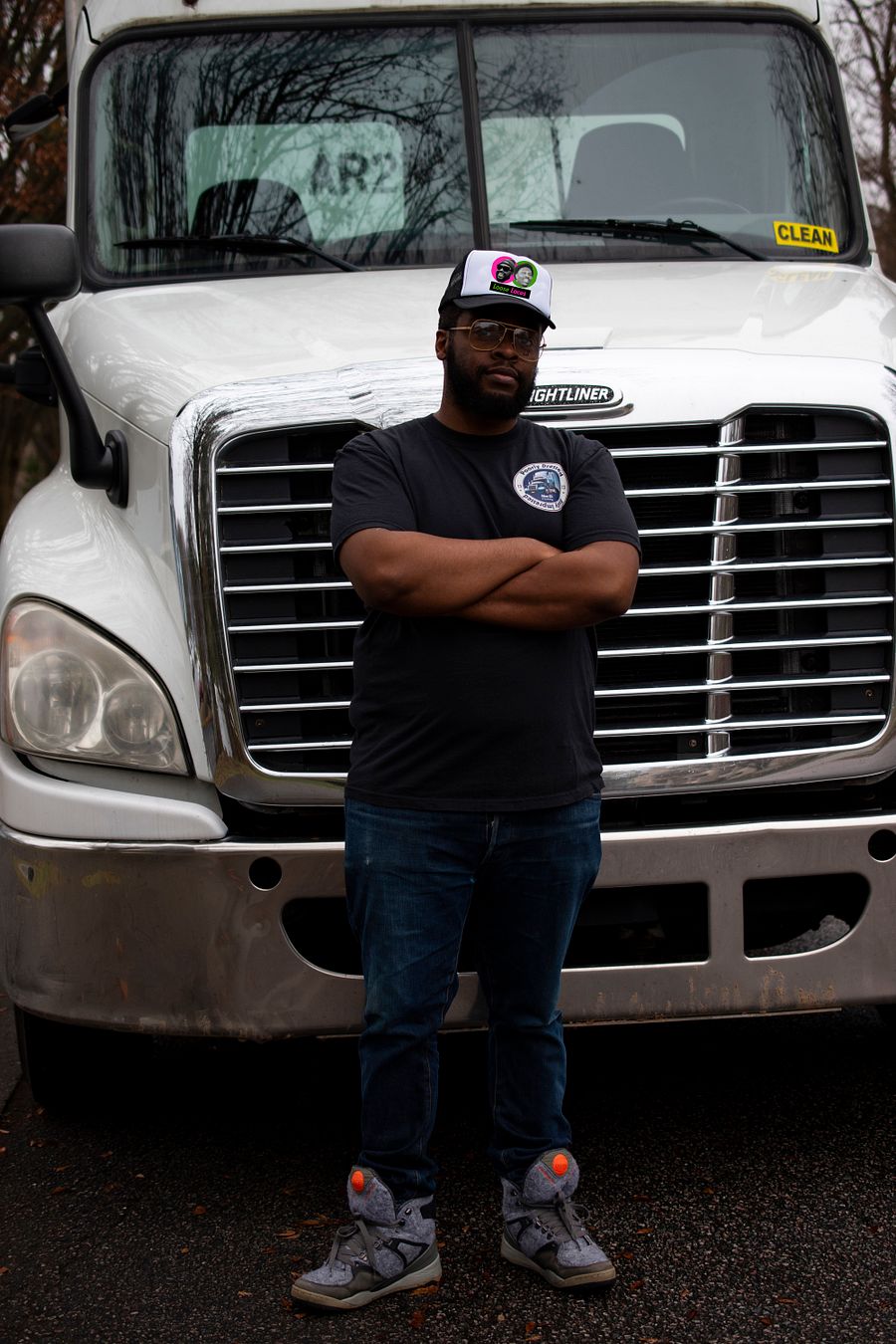 Sz 13 Trucking Tee product image (15)