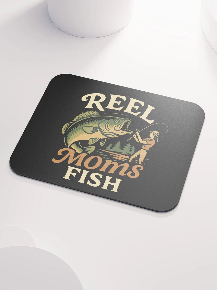 Reel Moms Fish Mouse Pad – Fun Vintage Desk Pad for Angler Moms product image (3)