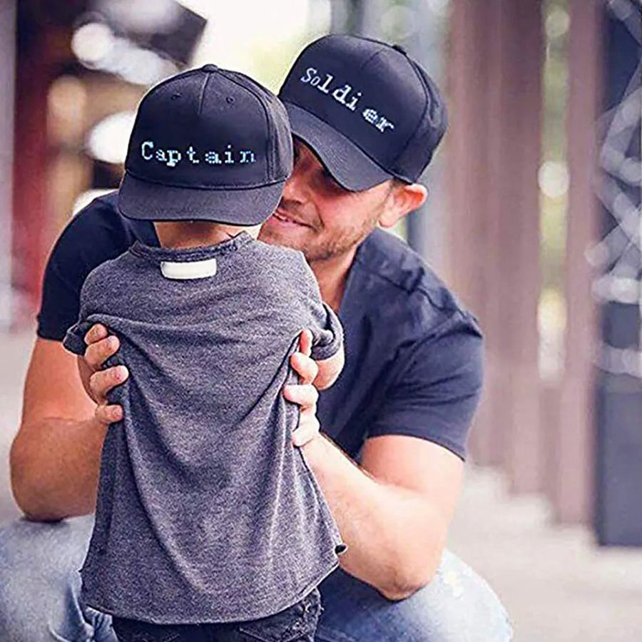 (Black Hat) LED Baseball Cap APP Control Programmable LED Hat product image (5)