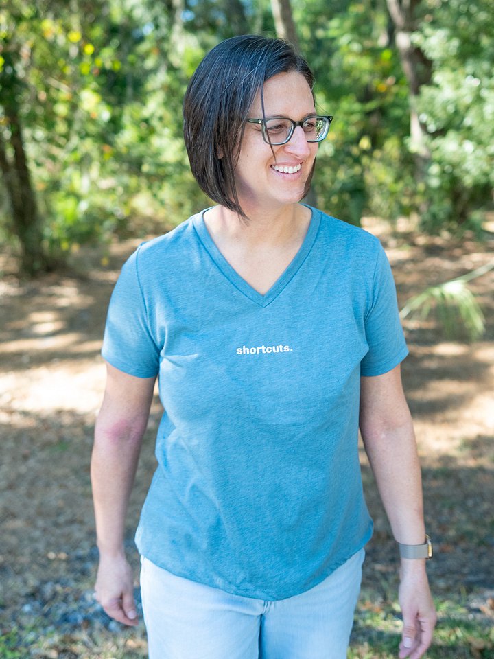 Shortcuts. Embroidered Women's Cut product image (1)