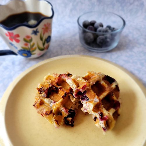 Our blueberry waffle has been *popping off* since we released it! Seems like we have new favorite on our hands. 

Try it for ...