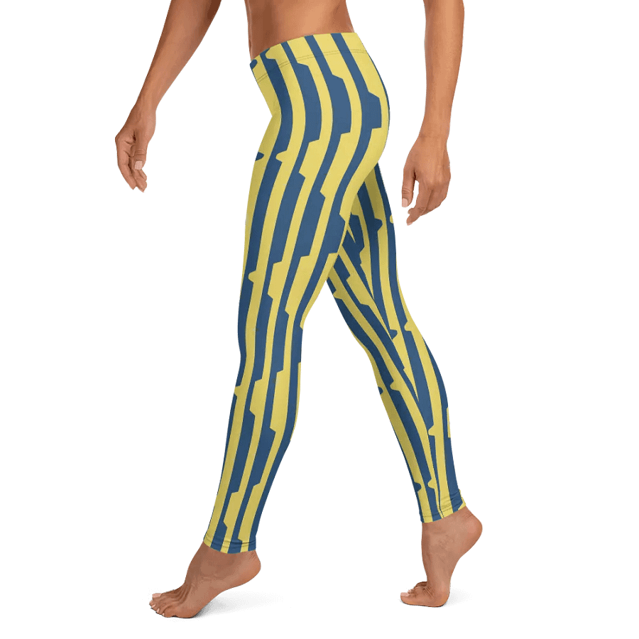 Zigzag Bliss All-Over Leggings product image (10)