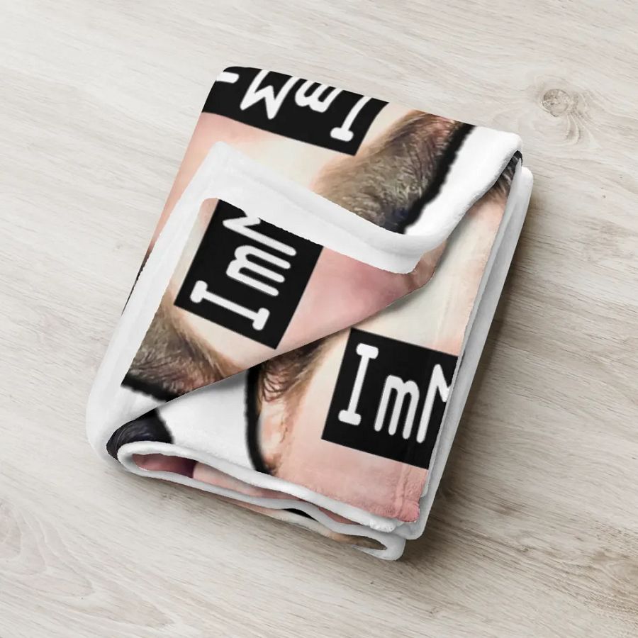The MarkJr Throw Blanket product image (2)