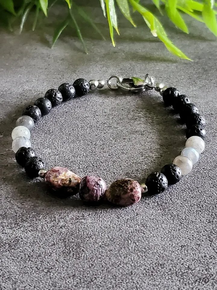 Kali Ma Transformation Bracelet – Lava, Charoite & Labradorite | Rebirth, Protection & Shadow Work Jewelry product image (1)