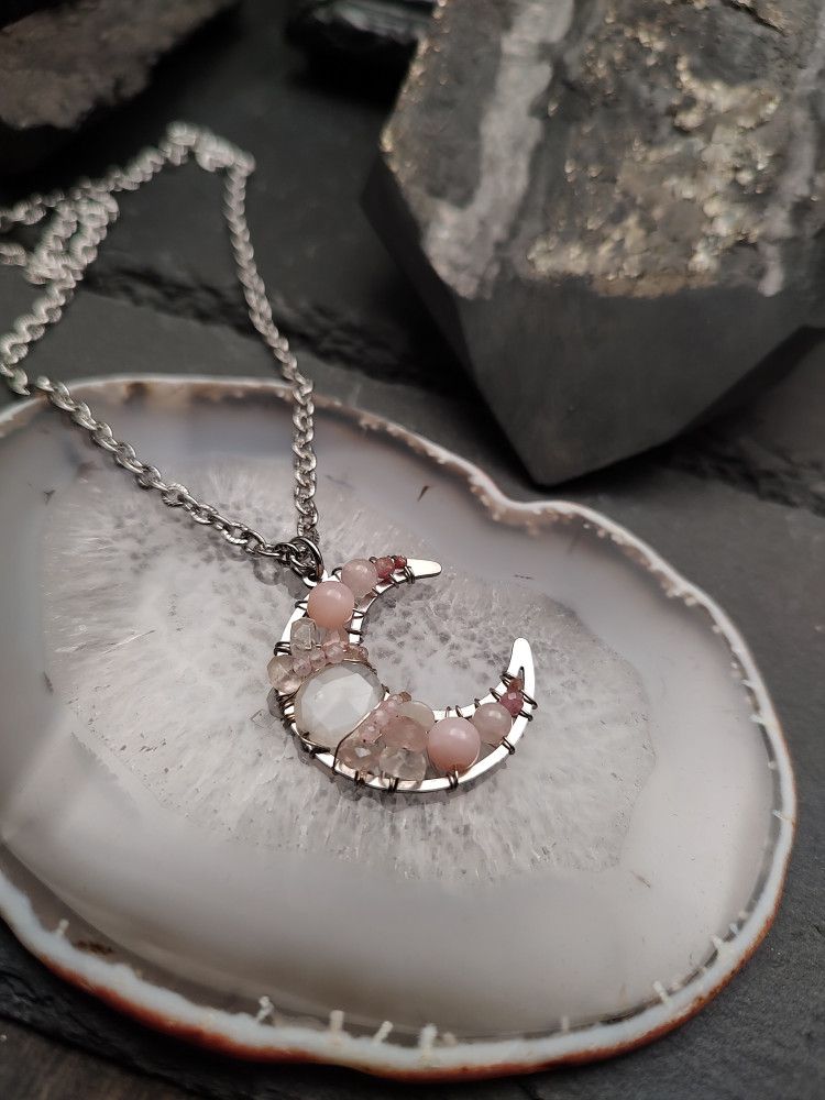 Moon Spirit - Luna Blush Bloom product image (1)