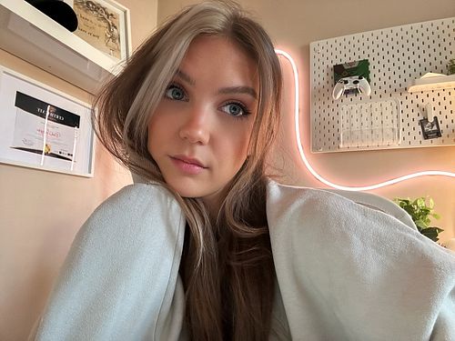 keeping cozy 🍁🍂