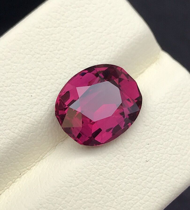 Garnet Precious Quality Stone, Pyrope Almandine Garnet Stone, Red Garnet Crystal product image (4)