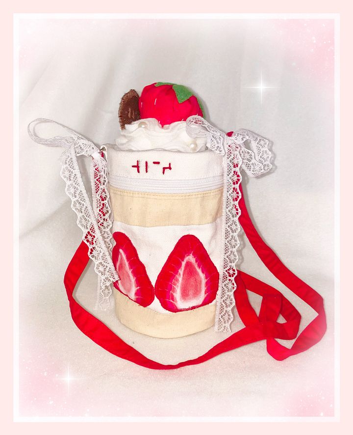 "Gâteau fraisier" strawberry cake bag 𓈒⟡₊⋆ product image (1)
