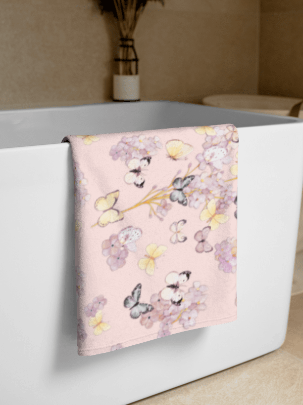 BUTTERFLY GARDEN SOFT PINK TOWEL - Handtuch mit Schmetterlingen product image (1)
