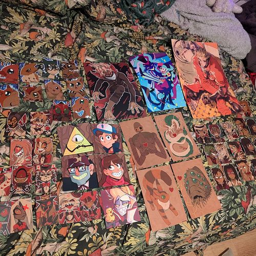 Such a big haul of gifts and purchases!

So many people were kind to me and gave me discounts too!

Been years since I've bee...