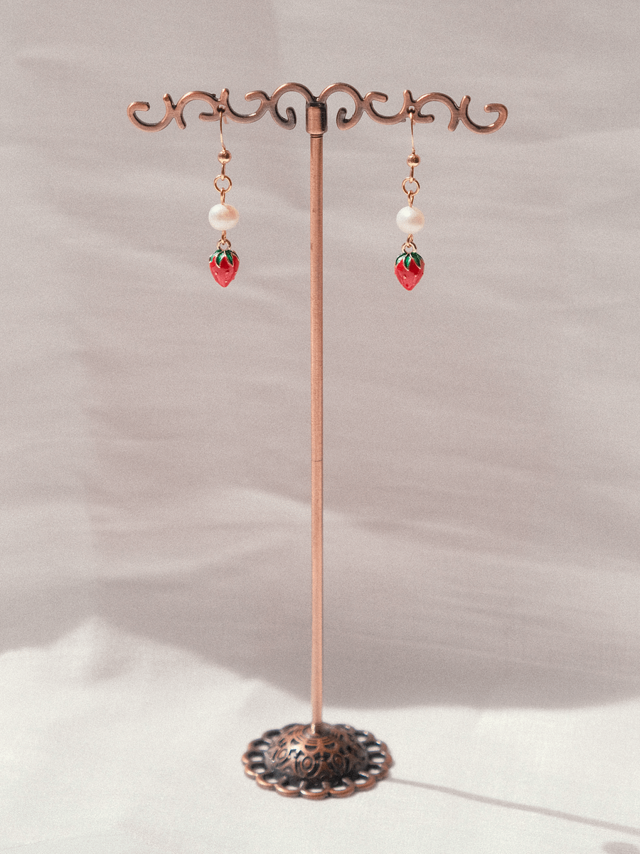 Strawberries - Pearl earrings 🍓 product image (2)