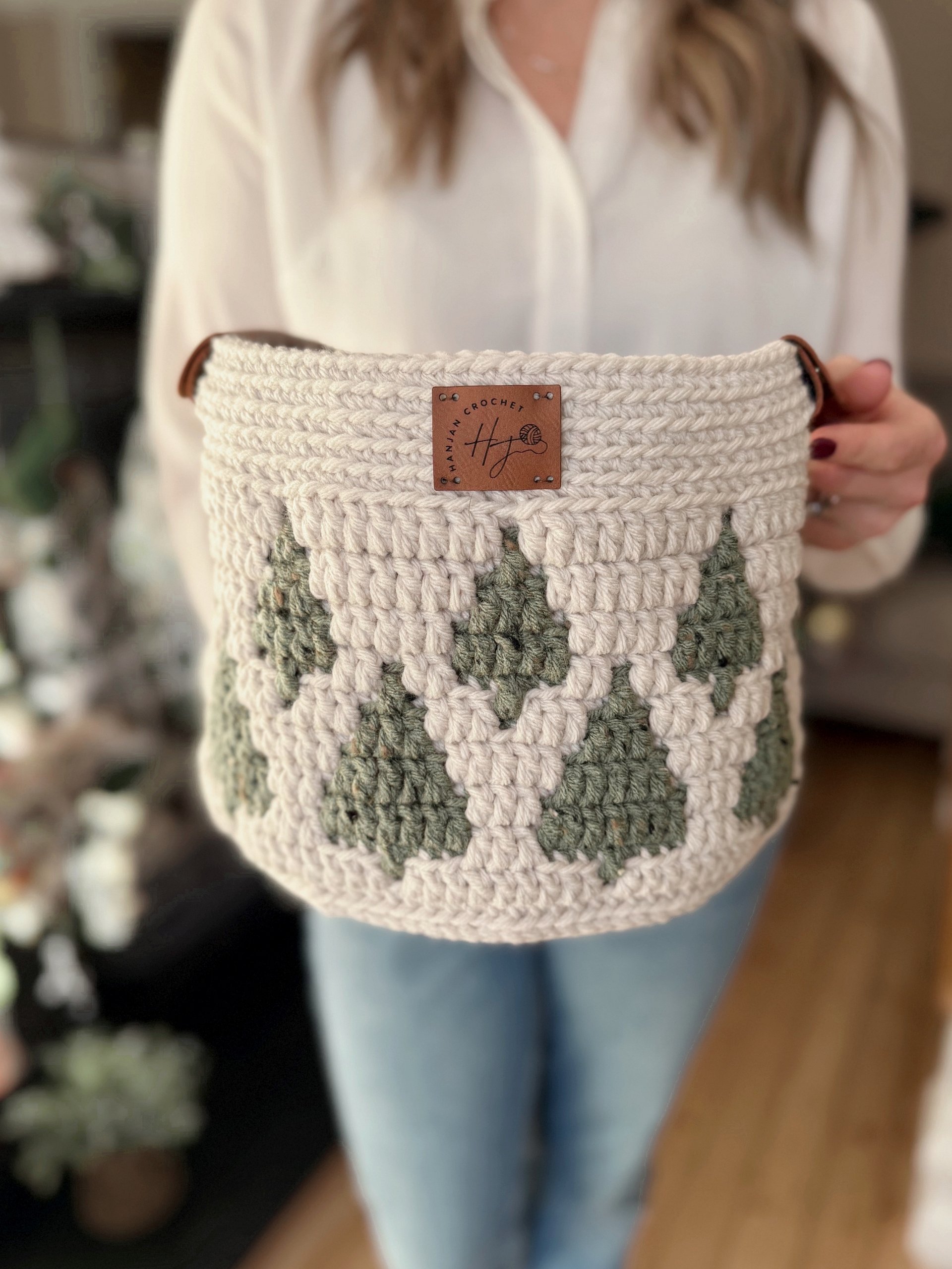 CROCHET PATTERN + VIDEO — Twinkling Trees Mosaic Crochet Baskets — 3 Nesting Sizes storage, gift, plantholder, Charts Included in PDF product image (2)