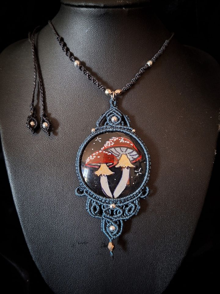 Painted Mushroom Macrame Necklace product image (1)