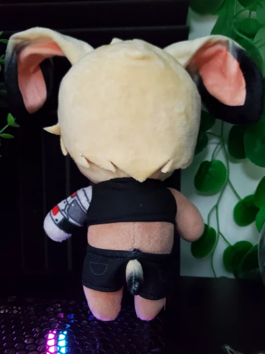 Rouvere (Raviv Ferron) Plushie product image (3)