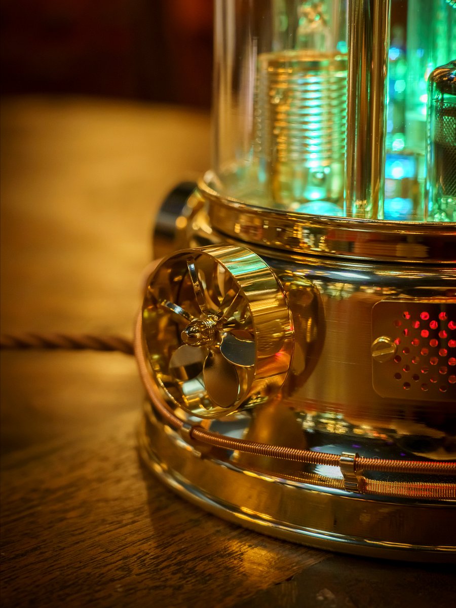 Steampunk Lamp Nikola product image (3)