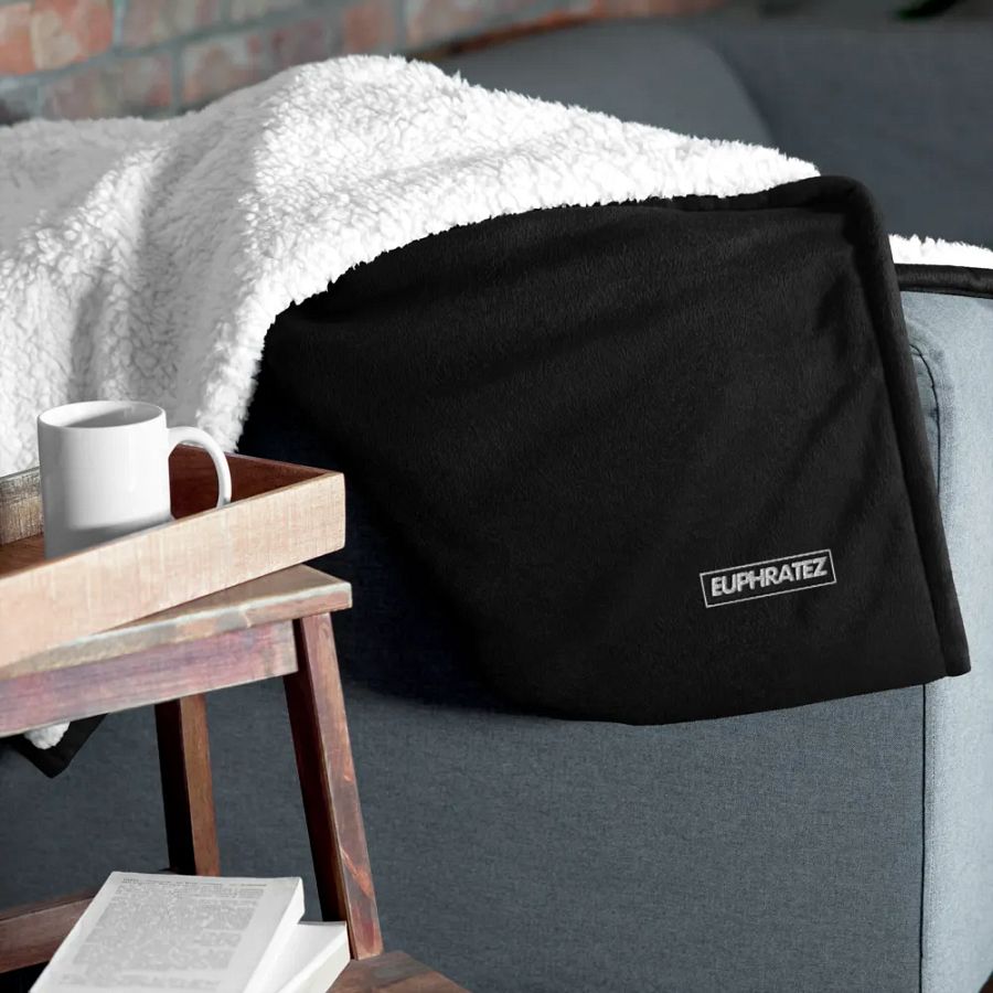 EUPHRATEZ Premium Sherpa Blanket: Cozy Luxury product image (10)
