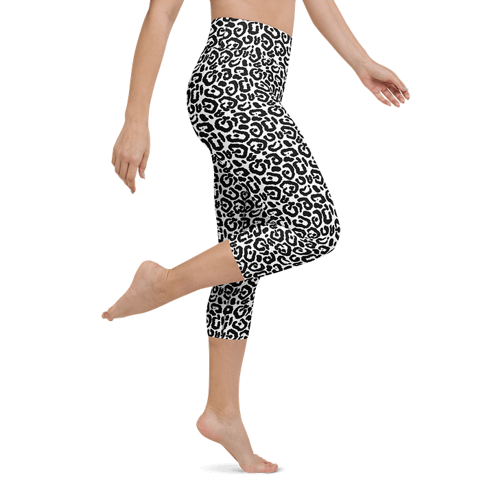 Black and White Leopard Print Yoga Capri Leggings product image (1)