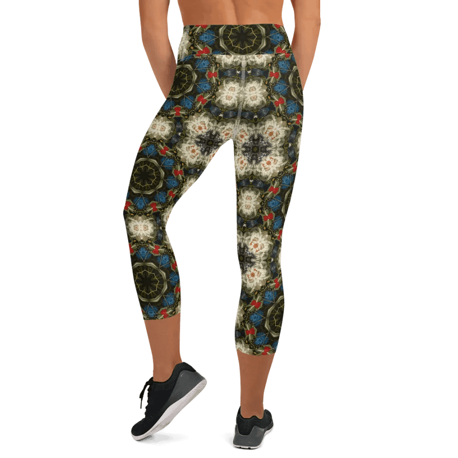 Ethnic Elegance Capri Leggings product image (7)