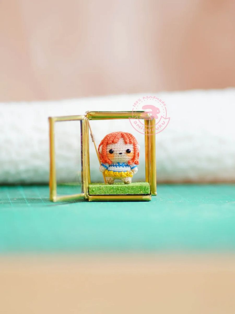 Orange Pirate Girl - Micro crochet product image (7)