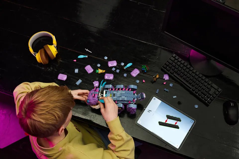 LEGO Fortnite Klombo product image (10)