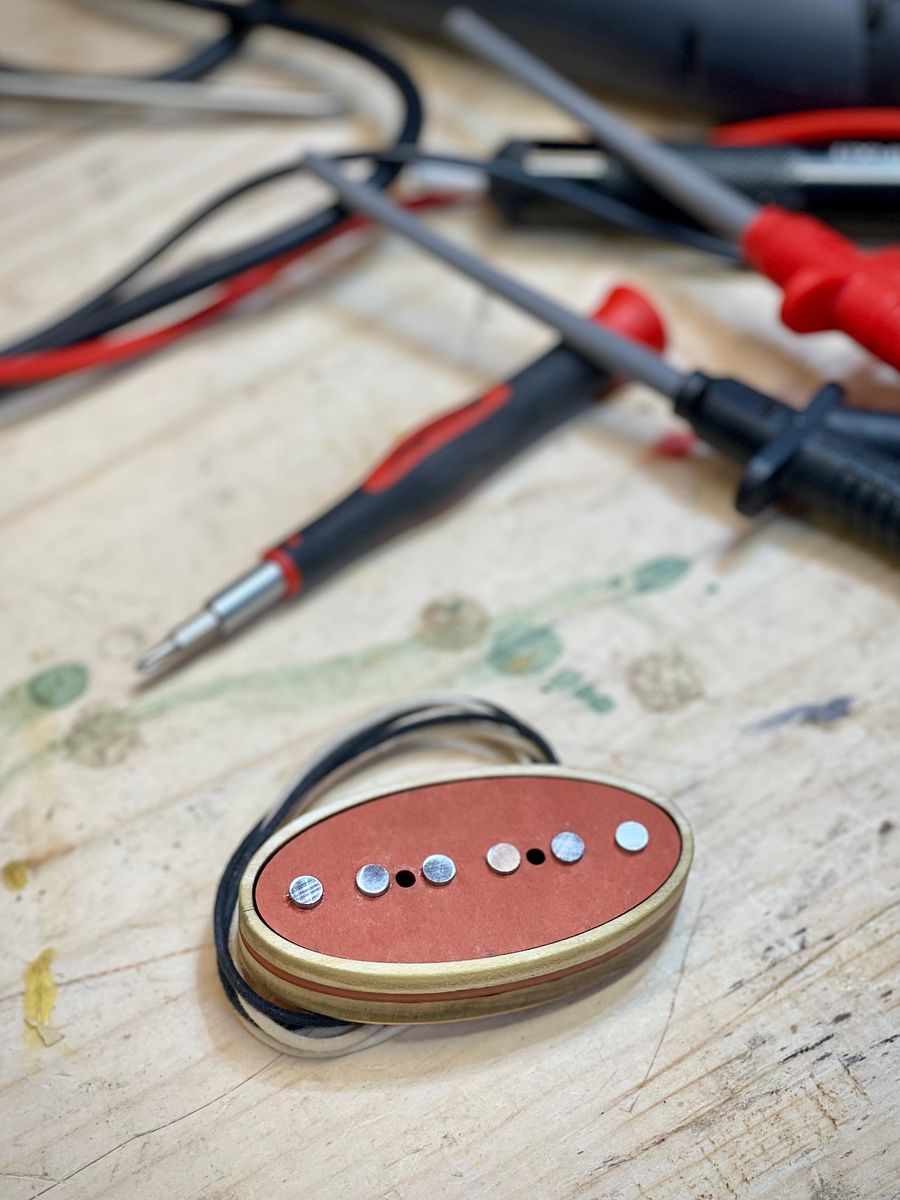 OG70 Orbit Single Coil product image (3)