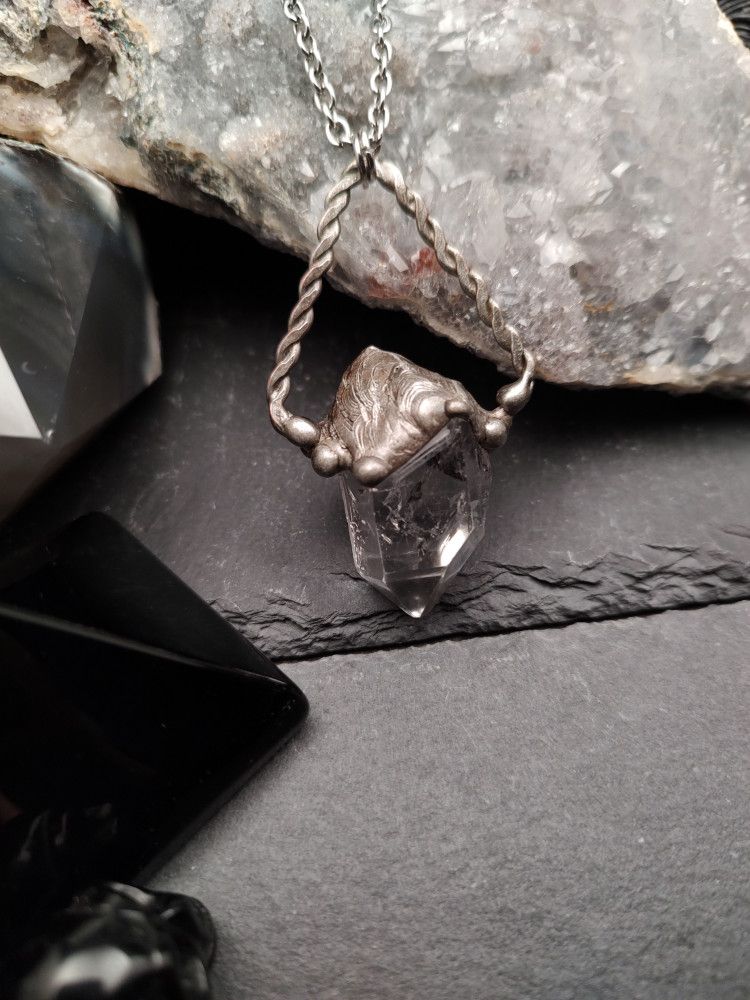 Sorcery Talisman - Echo Prism Quartz product image (4)