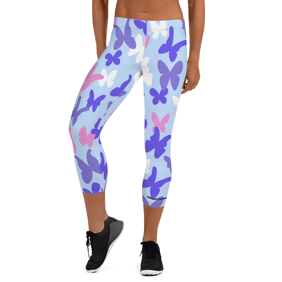 Butterfly All-Over Print Capri Leggings product image (7)