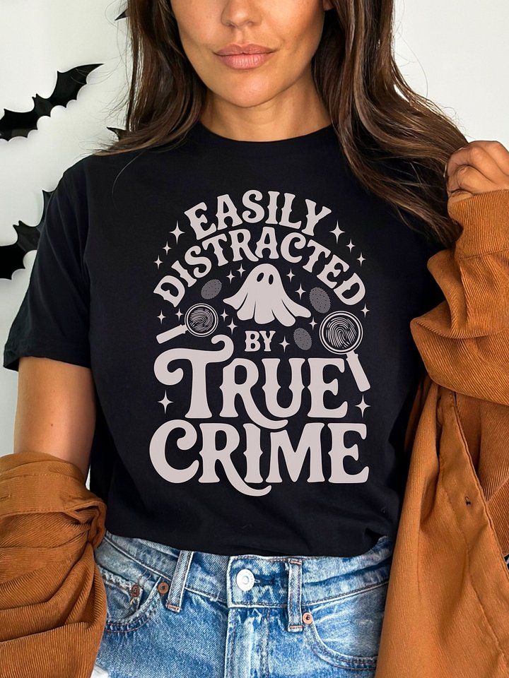 Easily Distracted by True Crime Spooky Halloween Ghost T-Shirt product image (1)
