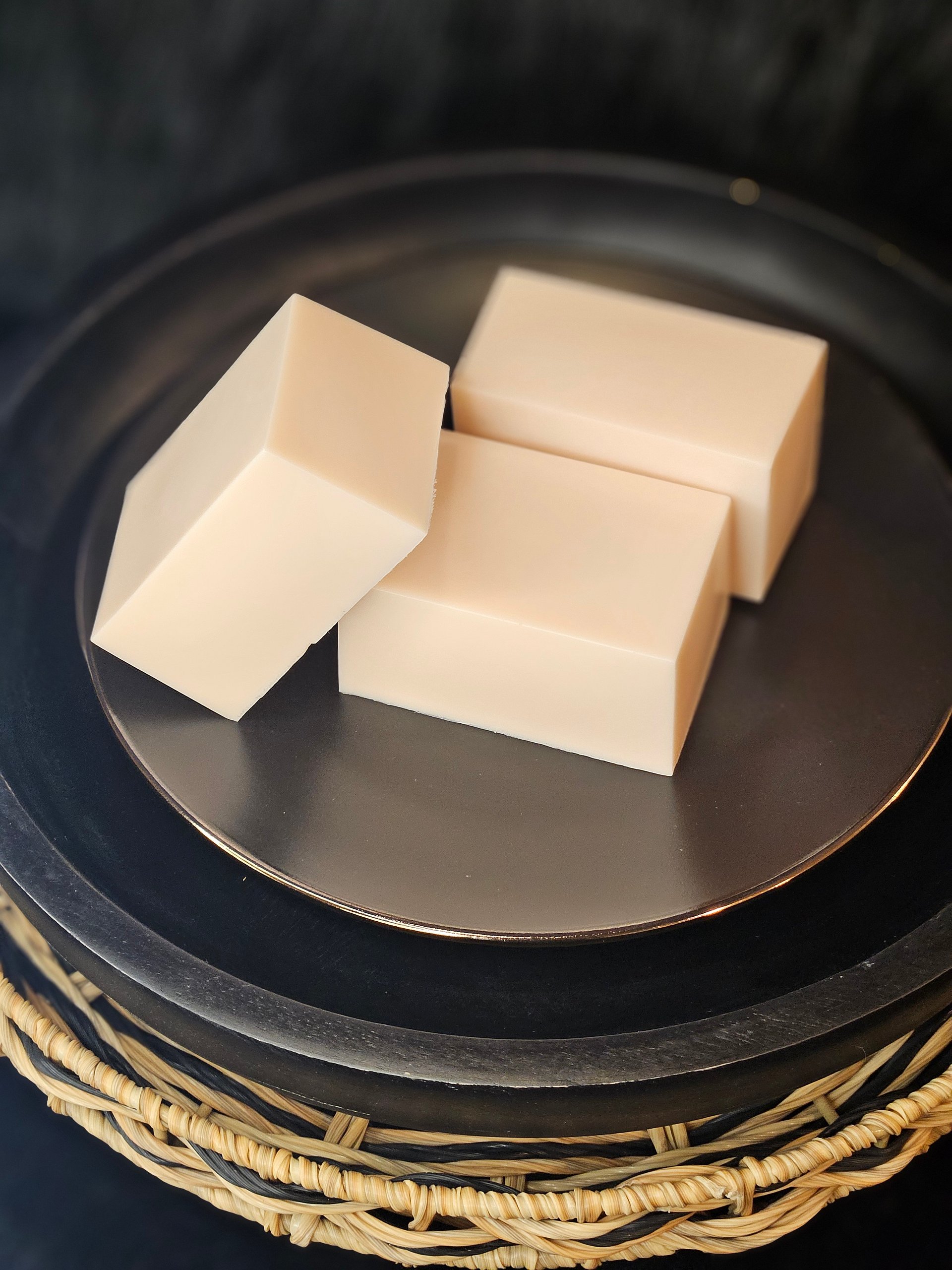 FRANKINCENSE & MYRRH product image (3)