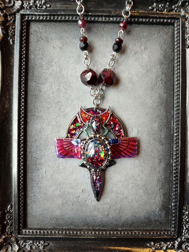 ShadowRealm - Thee Maroon Majesty product image (1)