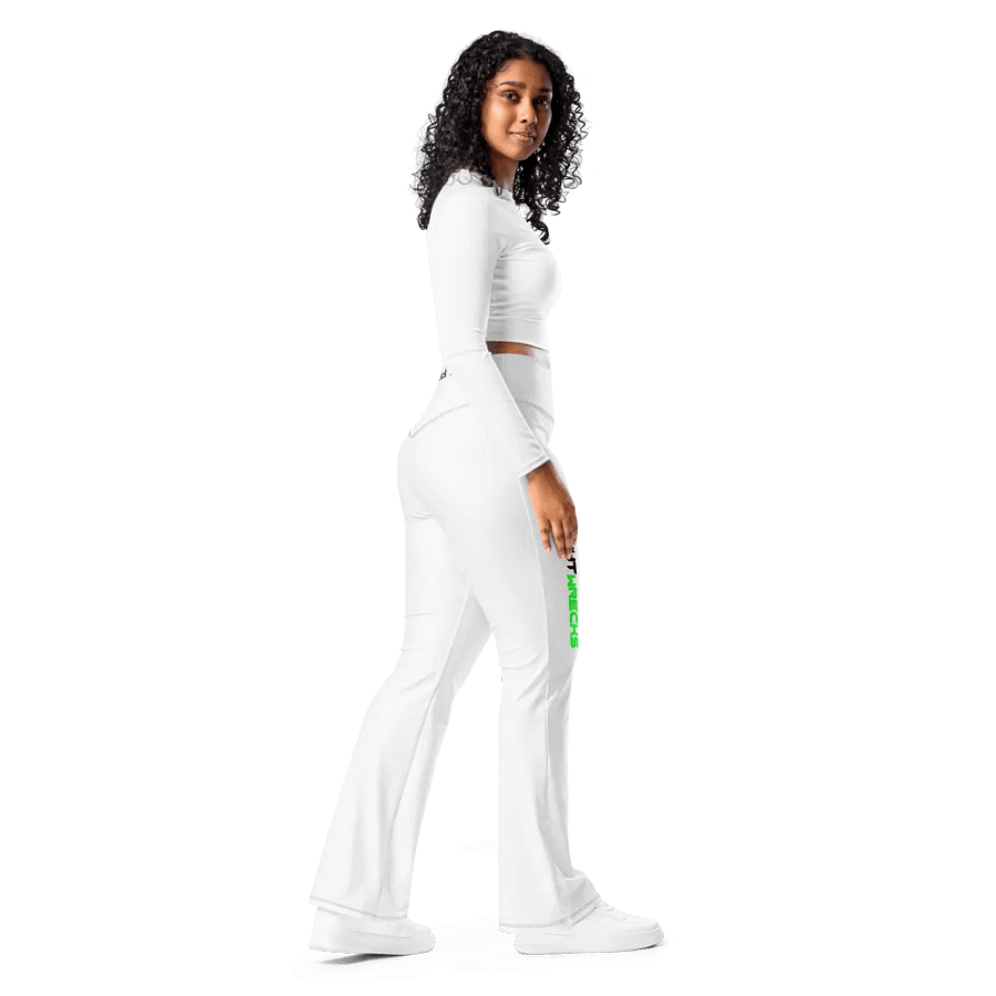 MW Flare Leggings product image (5)