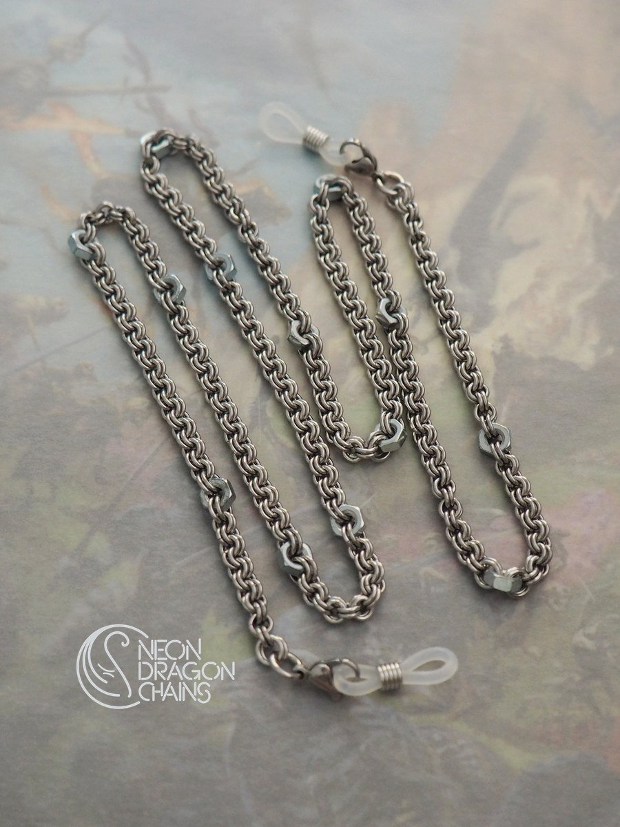 Dark Moon Glasses Chain product image (3)