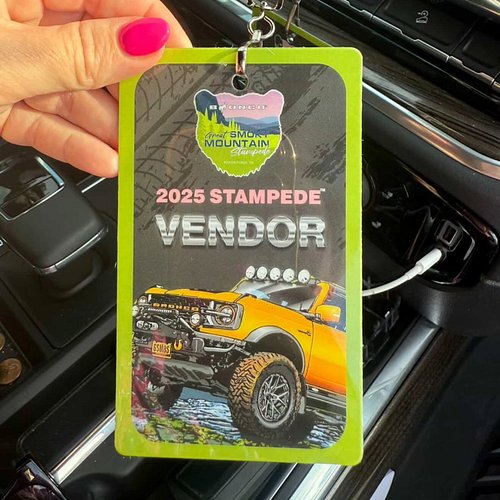 Huge shout-out to @lowcountrybronco for pointing out that Bigfoot made the vendor badge @smokymtnbroncostampede , slightly mo...